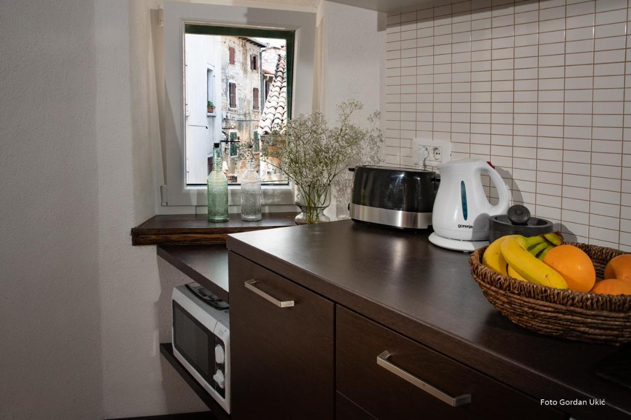 Appartamento Carera Rovigno Esterno foto